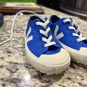 Veja Kids Flip Canvas Slip-On Sneaker